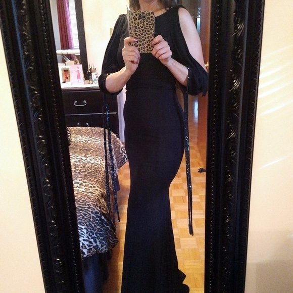 🌟Host Pick🌟 SEXIEST DRESS EVER! Badgley Mischka Collection, Black w/Sequins 4 - Picture 4 of 16